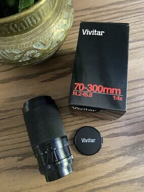 Vivitar 70-300mm 1: 4.2-5.8 MC Macro Focusing Zoom Photo Lens W/Box